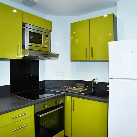 Happy Appart Gare Europole Apartment *
